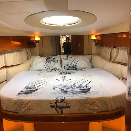 Nova Yachting 船上ホテル イスタンブール